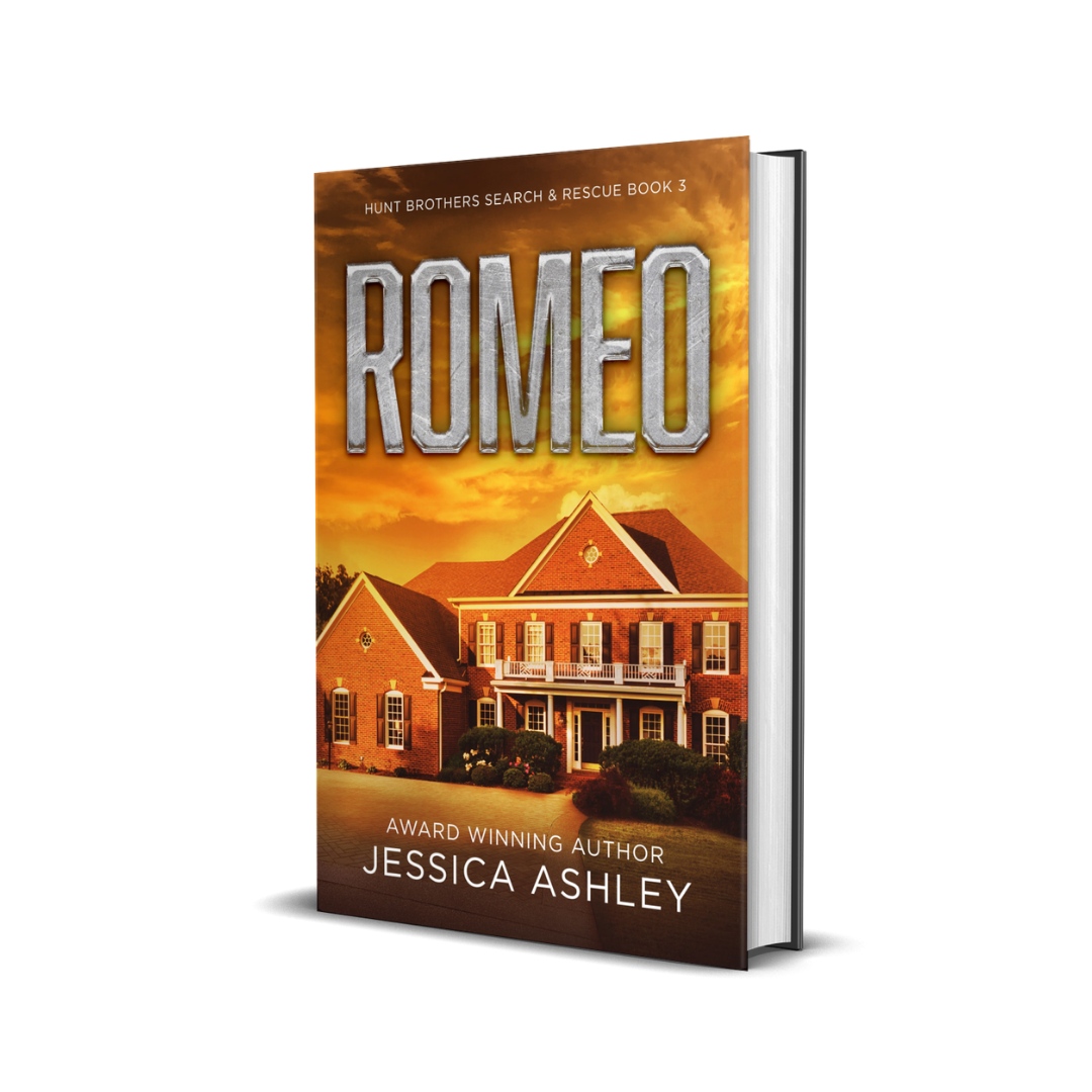 Book cover of 'Romeo' by Jessica Ashley with a house and sunset background